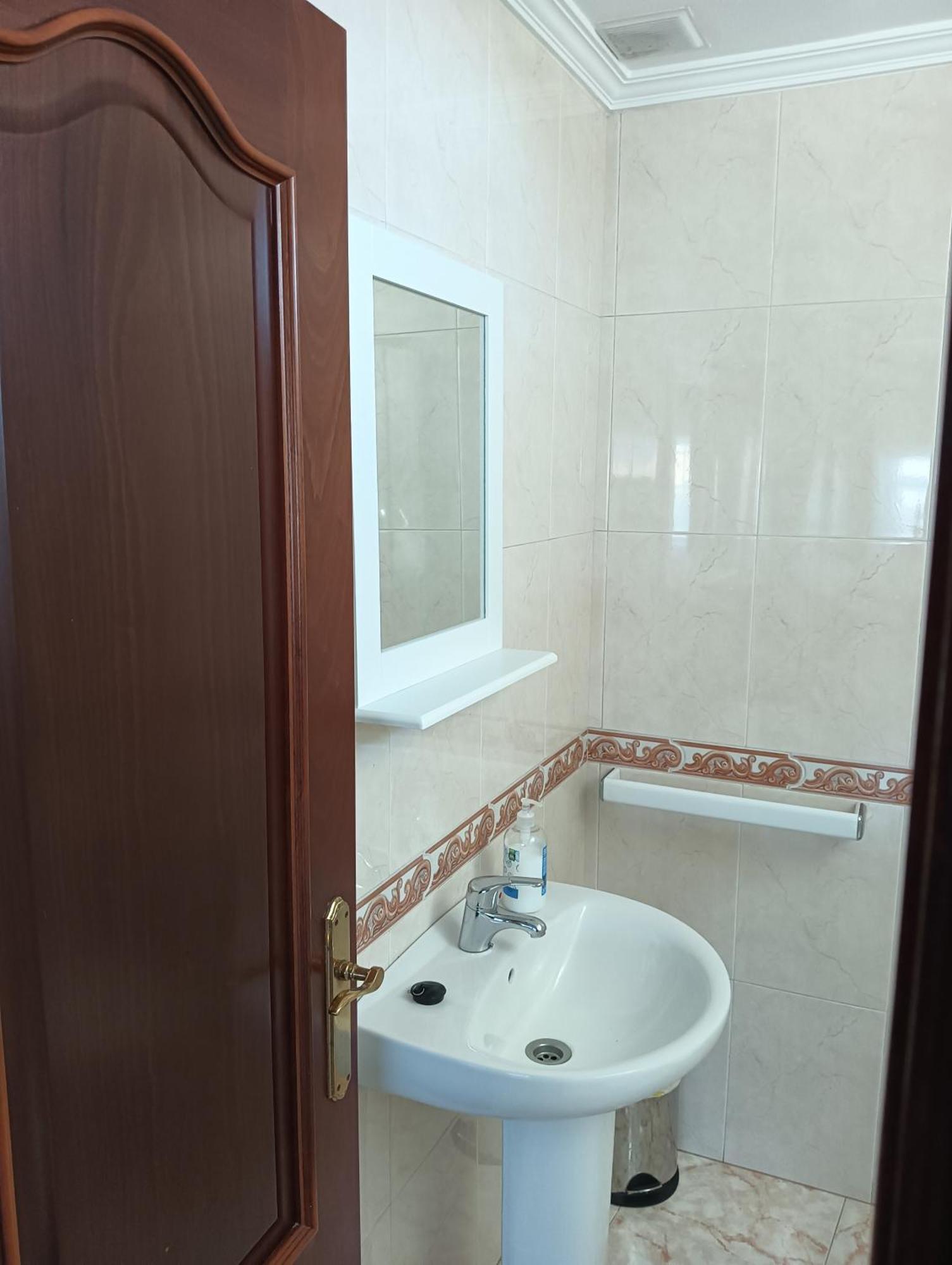 Апартаменты Piso En Эль-Грове Экстерьер фото