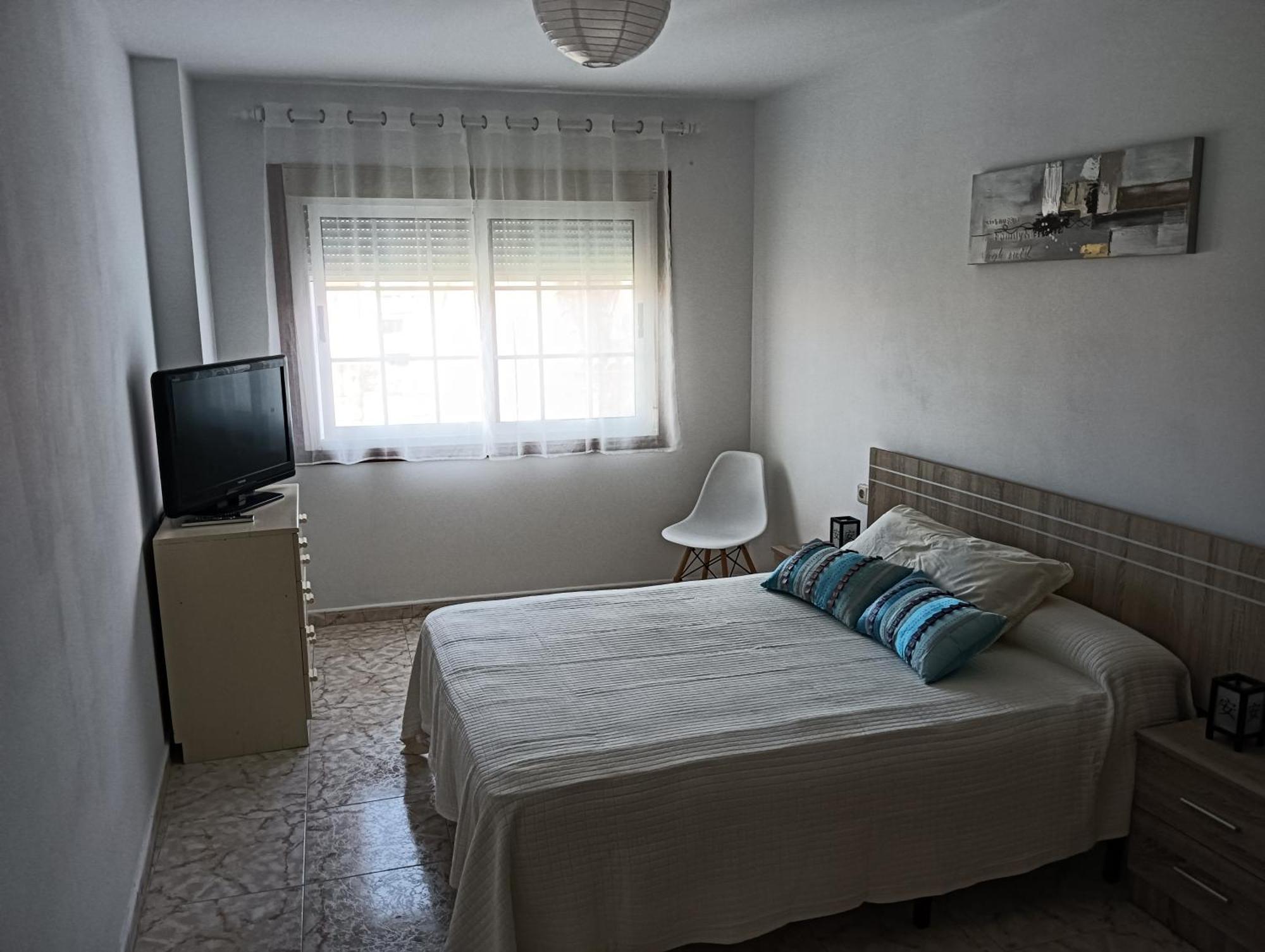 Апартаменты Piso En Эль-Грове Экстерьер фото